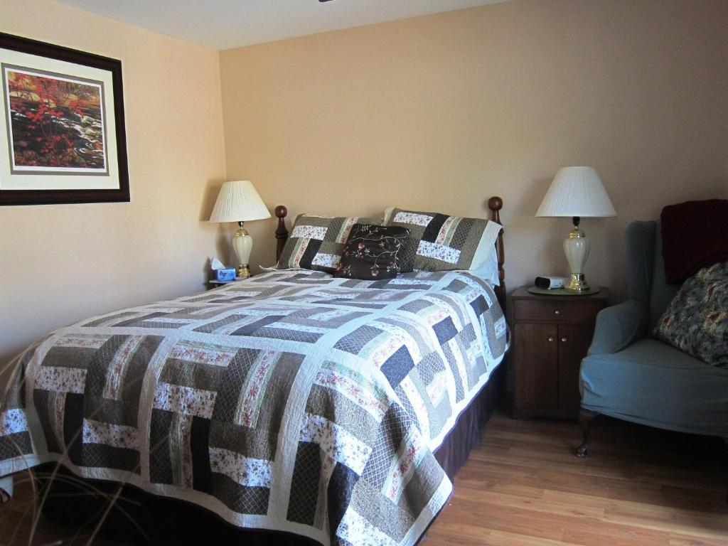 Twin Pines Bed And Breakfast Peterborough Eksteriør bilde