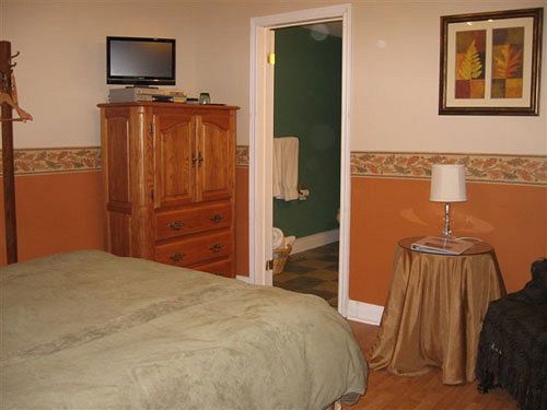 Twin Pines Bed And Breakfast Peterborough Eksteriør bilde